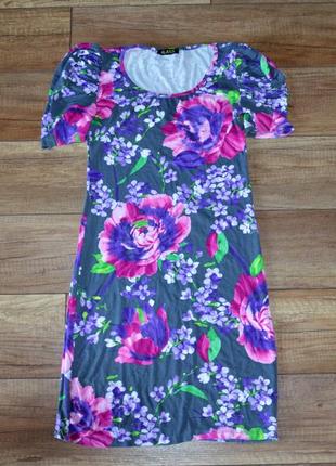 Стильное платье klass 38-й р-р s-ка