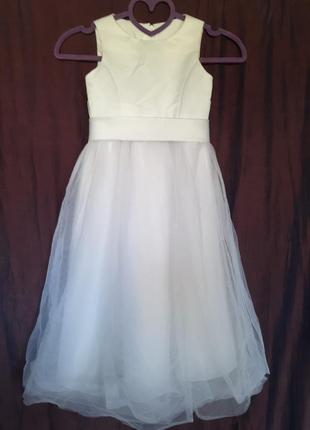 Детское нарядное праздничное белое платье на девочку  на 4 года юбка фатин2 фото