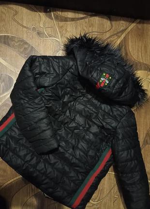 Куртка жіноча на хутрі