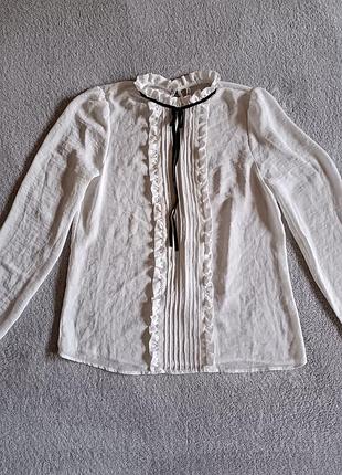 Блузка stradivarius в ретро стиле