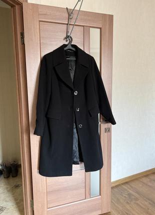 Стильное черное классическое пальто размер м-л10 фото