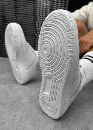Базові унісекс кросівки air force стильні шкіряні форси недорогі3 фото