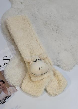 Плюшевый шарф