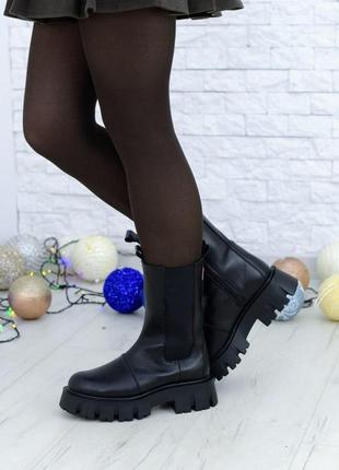 Зимние кожаные ботинки женские на платформе черные ch-229 фото
