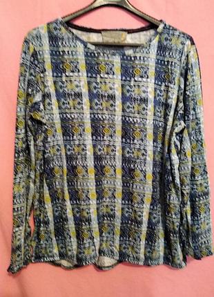 Тоикотажный  свитерок