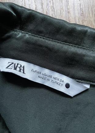 Атласная рубашка зеленая со складками zara размер xs10 фото