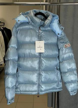 Зимняя куртка в стиле moncler