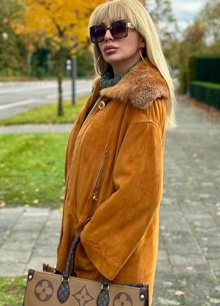 Замшева італійська куртка з хутром