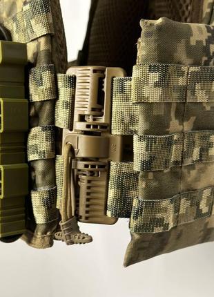 Плитоноска з системою швидкого скидання з підсумками та напашником cordura ( піксель / мультикам )3 фото