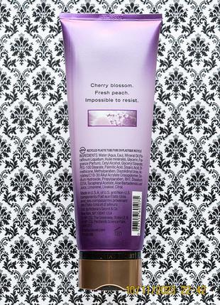 Увлажняющий парфюмированный лосьон для тела victoria's secret love spell fragrance body lotion2 фото