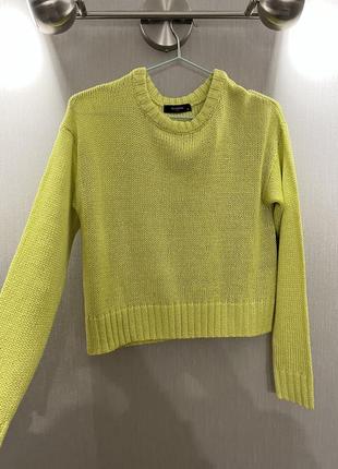 Жовтий светр джемпер в стилі zara