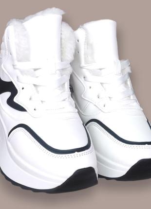 Белые зимние женские кроссовки хайтопы ботинки змейка6 фото