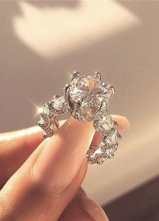 Кольцо кольцо кольцо кольцо обручка блестит камень каменец2 фото