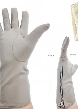 Женские перчатки из натуральной кожи (лайка) на подкладке с плюша бежевые2 фото
