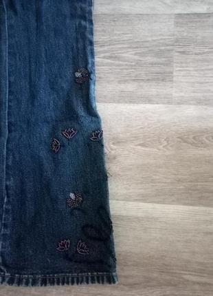 #розвантажуюсь  интересные актуальные джинсы с вышивкой из бисера 103 фото