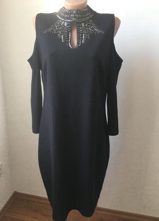 Гарне плаття з відкритими плечима р. 14-16