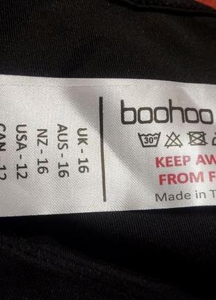 Спортивный бюстгальтер boohoo fit, спортивный черный топ boohoo,бюстгальтер спорт черный на бретелях4 фото