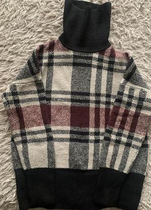 Объемный свитер теплый s