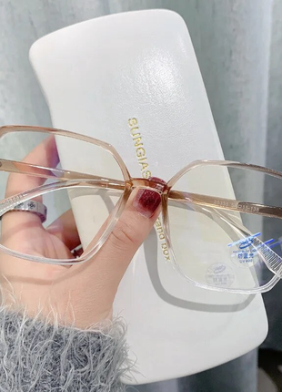 Прозорі іміджеві окуляри антиблікові2 фото