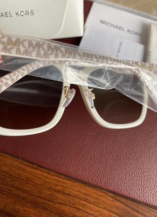 Очки,солнцезащитные очки michael kors, оригинал!3 фото
