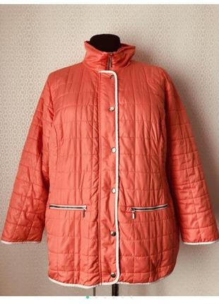 Класна куртка лососевого кольору вiд бренда paola! розмip евро 50,укр 58-62