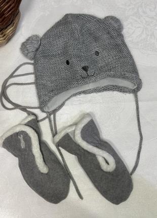 В комплекте шапочка и перчатки 🐻🐻