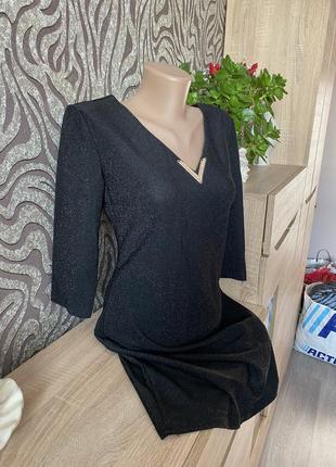 Платье черная нарядная с блестками1 фото