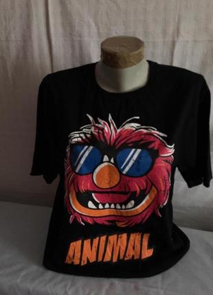 Стильная яркая футболка / м