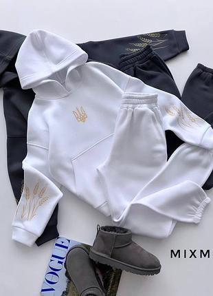 Патриотический костюм, костюм с гербом украины, парные костюмы