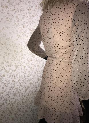 Ніжна гарна сукня на запах3 фото