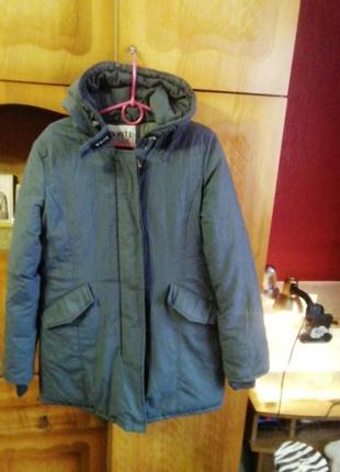 Очень теплая куртка-пальто отода бренда white, ew york, размip м.