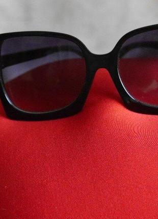 Очки-окуляри вінтажні квадратні сонцезахисні жіночого класу у великій оправі2 фото