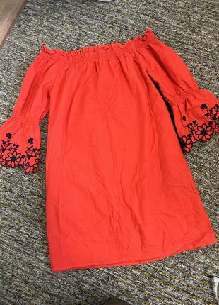 Яркое летнее платье с вышивкой коралловое натуральное с обнаженными плечами xs s m l коттоновое2 фото