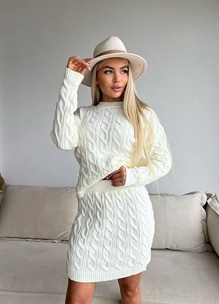 В'язаний костюм