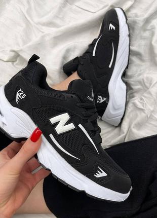 Жіночі кросівки new balance