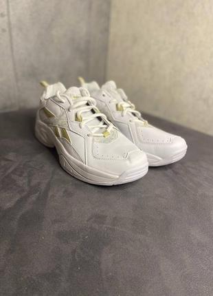 Крутые кроссовки от reebok fy 40172 фото