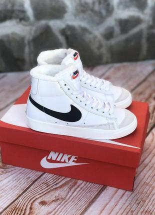 Зимние кроссовки nike blazer mid