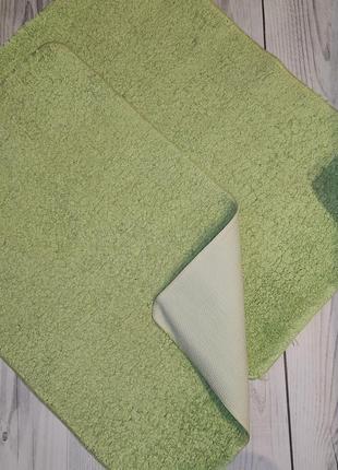 Килимки для ванної, санвузла