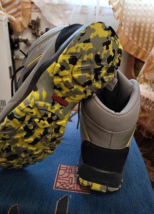 Мужские ботинки