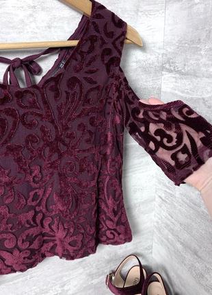 Стильная велюровая блуза с оголенными плечами цвета марсала с прозрачной спиной2 фото