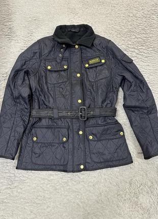 Стеганка &lt;unk&gt; куртка barbour international