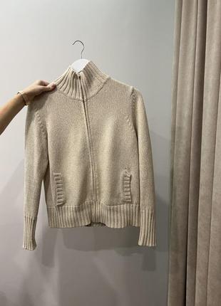 Теплый стильный светер