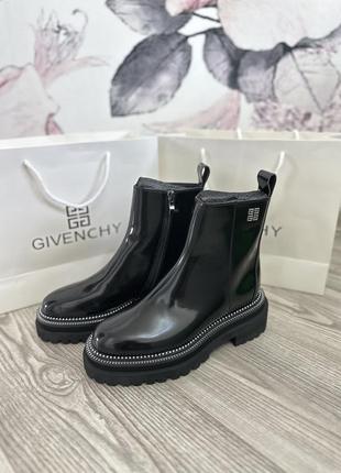 Ботинки в стиле givenchy