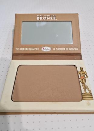 Бронзер thebalm take home the bronze anti-orange bronzer oliver4 фото