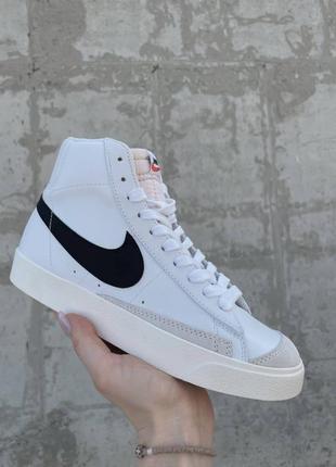 Nike blazer vintage '77 white black