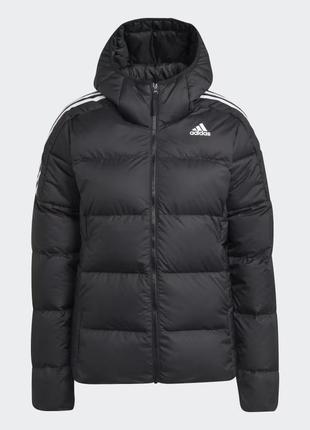 Пуховик середньої ваги з капюшоном adidas essentials оригінал 100%