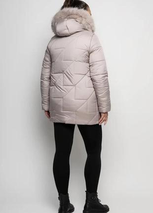 Жіноча зимова куртка великих розмірів з натуральним хутром (розміри 48-62)3 фото