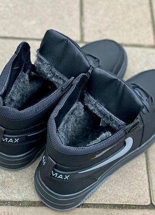 Шкіряні зимові теплі кросівки nike jordan air max winter7 фото