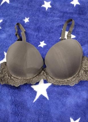 Бюстгальтер