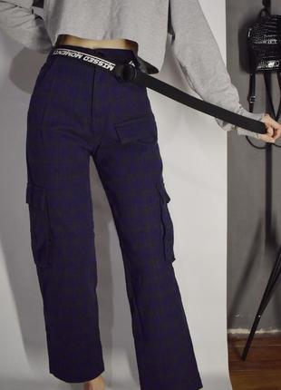 Актуальные широкие джинсы карго в клетку zara коричнево-синие1 фото